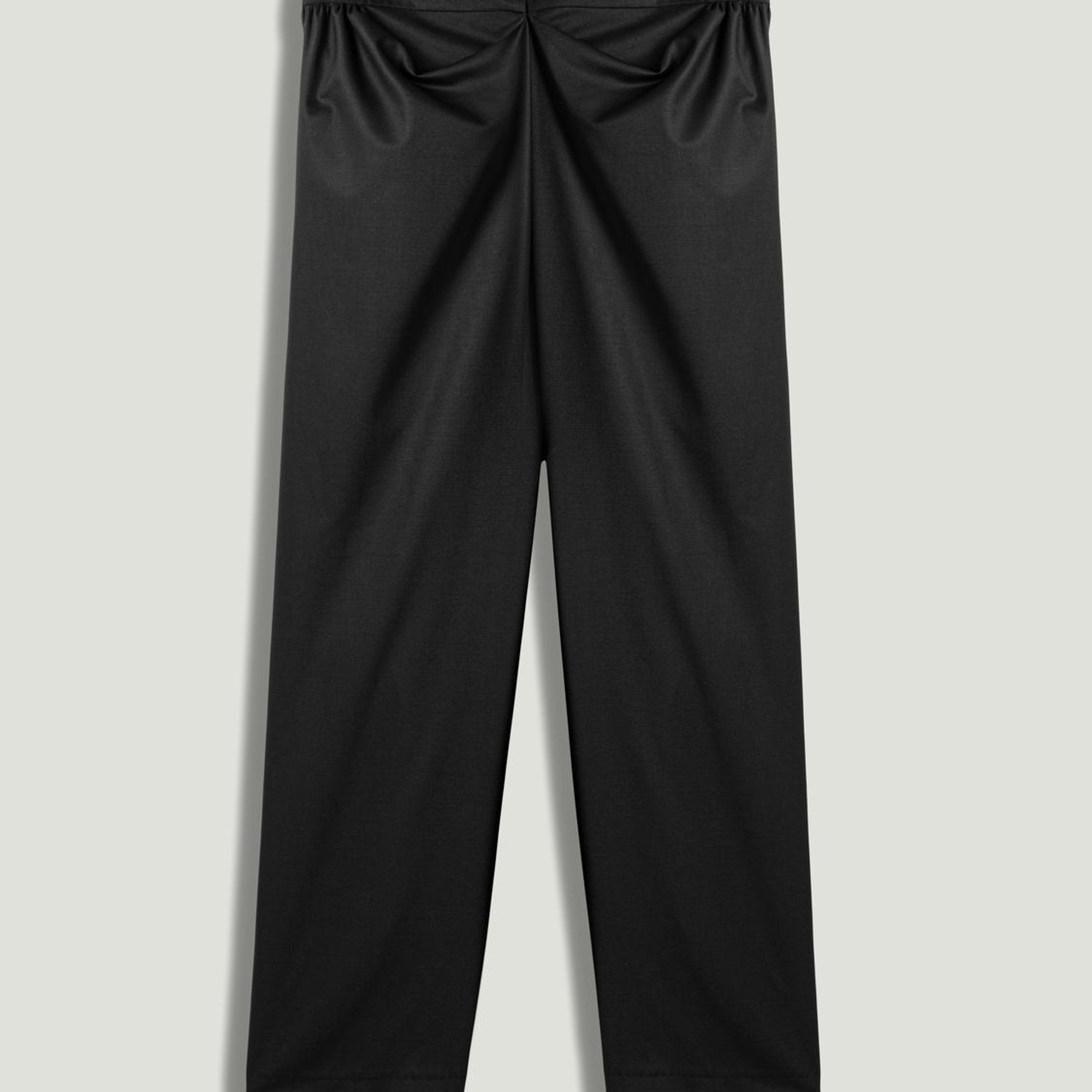 Aksesuar Detaylı Pileli Pantolon