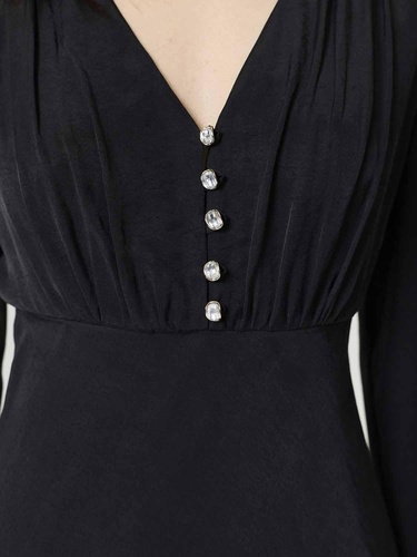  Kristal Düğme Aksesuarlı Maxi Elbise