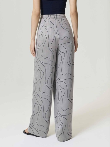  Dökümlü Geniş Paça Pantolon