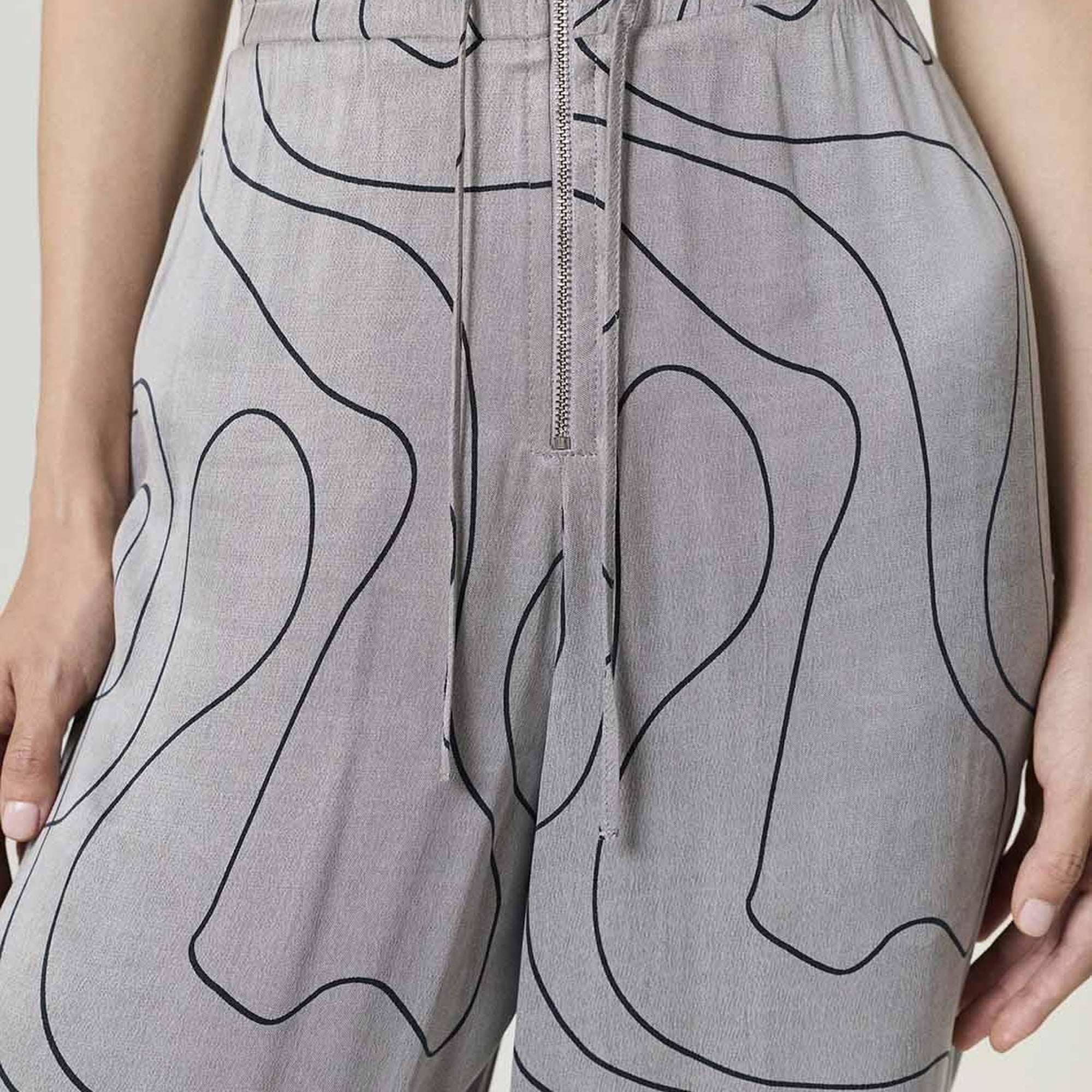 Dökümlü Geniş Paça Pantolon