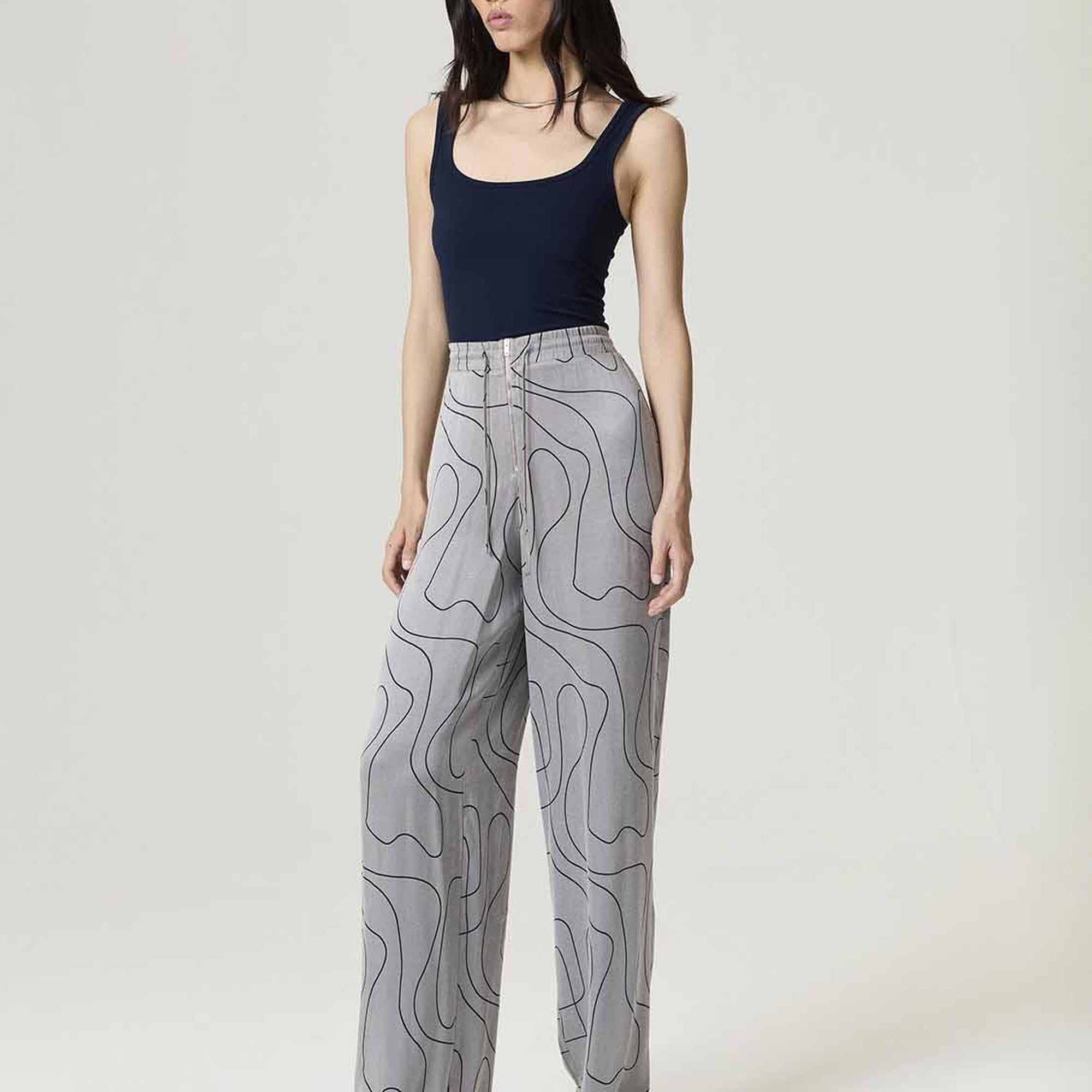 Dökümlü Geniş Paça Pantolon