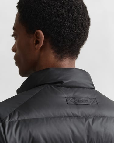  GANT Erkek Siyah Regular Fit Dik Yaka Kaz Tüyü Mont