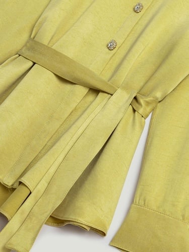  Belden Kuşak Bağlamalı Gömlek