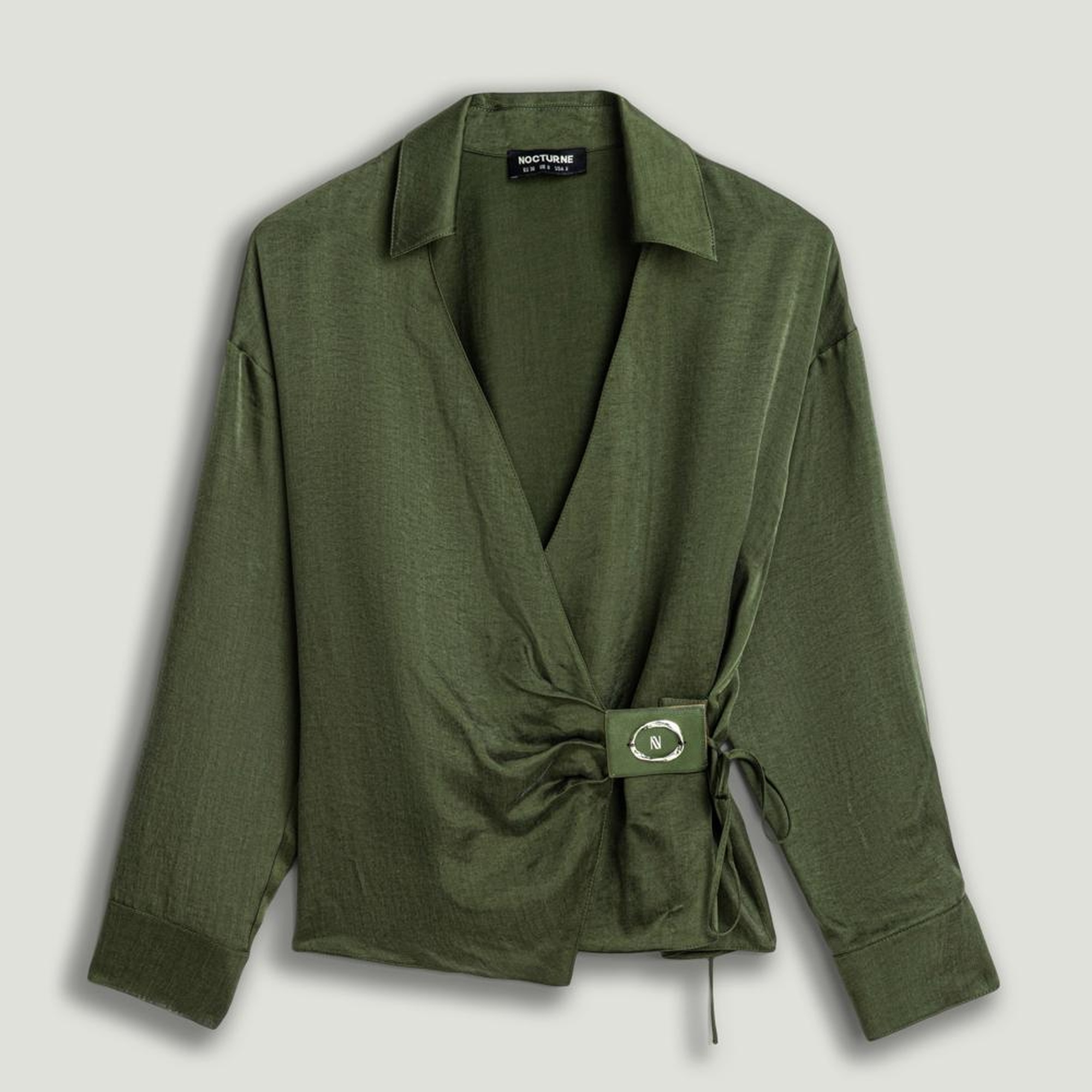 Aksesuar Detaylı Bluz