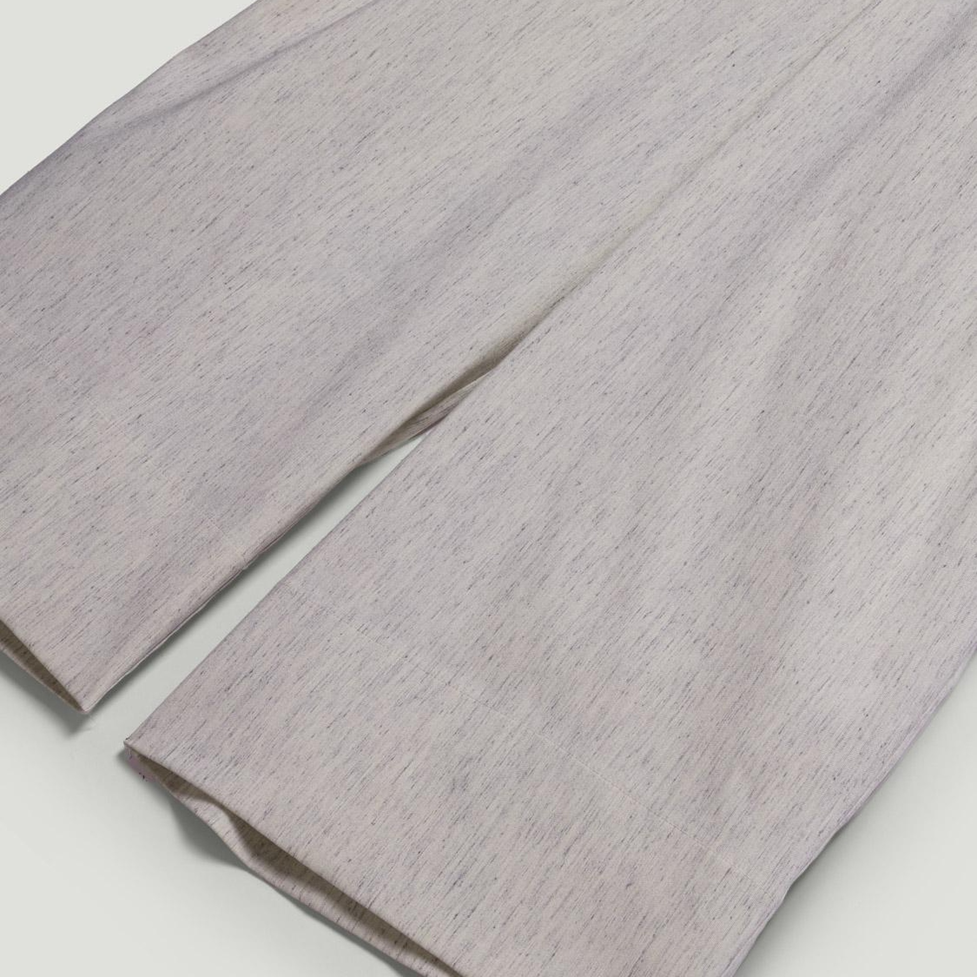 Kemer ve Fermuar Detaylı Pantolon