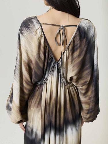  Batik Desenli Maxi Elbise