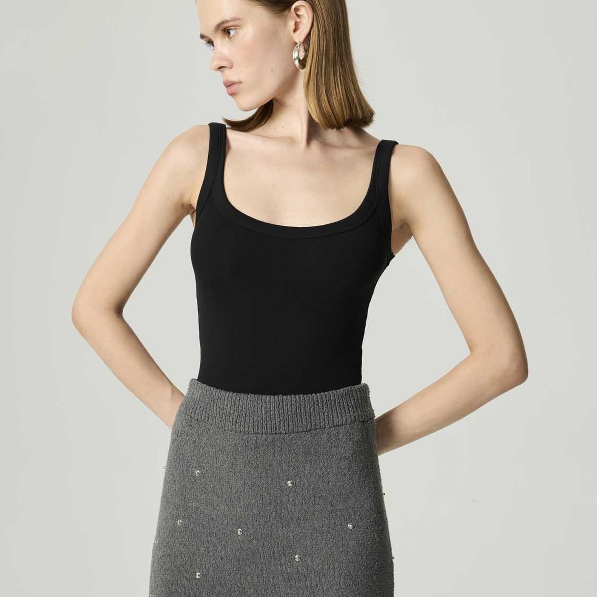 Taş Detaylı Triko Maxi Etek