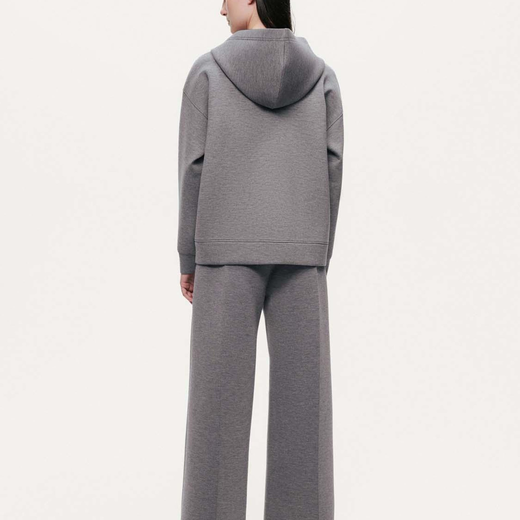 Kapüşonlu Logolu Sweatshirt