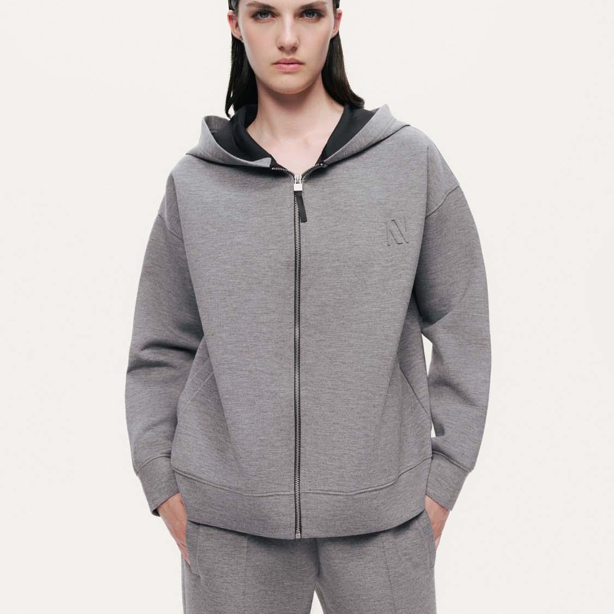 Kapüşonlu Logolu Sweatshirt