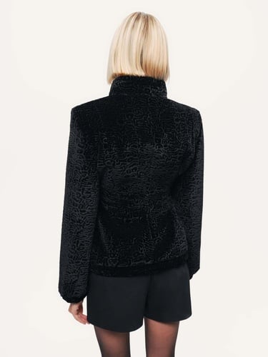  Dik Yaka Süet Ceket