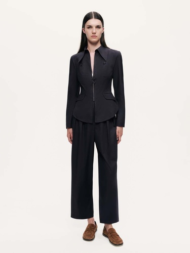  Kemer Detaylı Pantolon