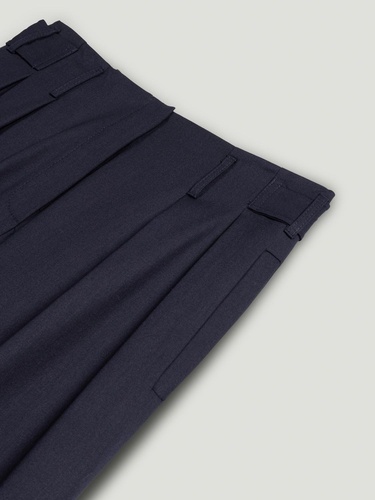  Kemer Detaylı Pantolon