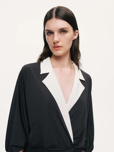  Kontrast Yakalı Maxi Elbise