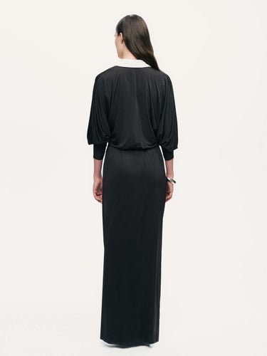  Kontrast Yakalı Maxi Elbise