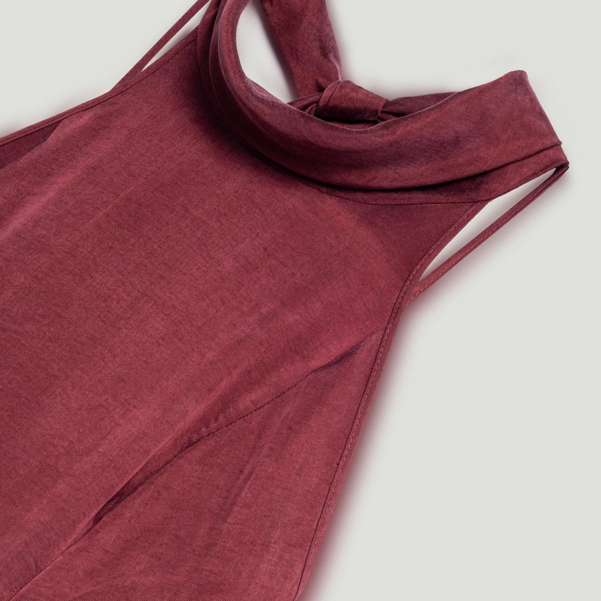 Halter Yaka Sırt Detaylı Maxi Elbise