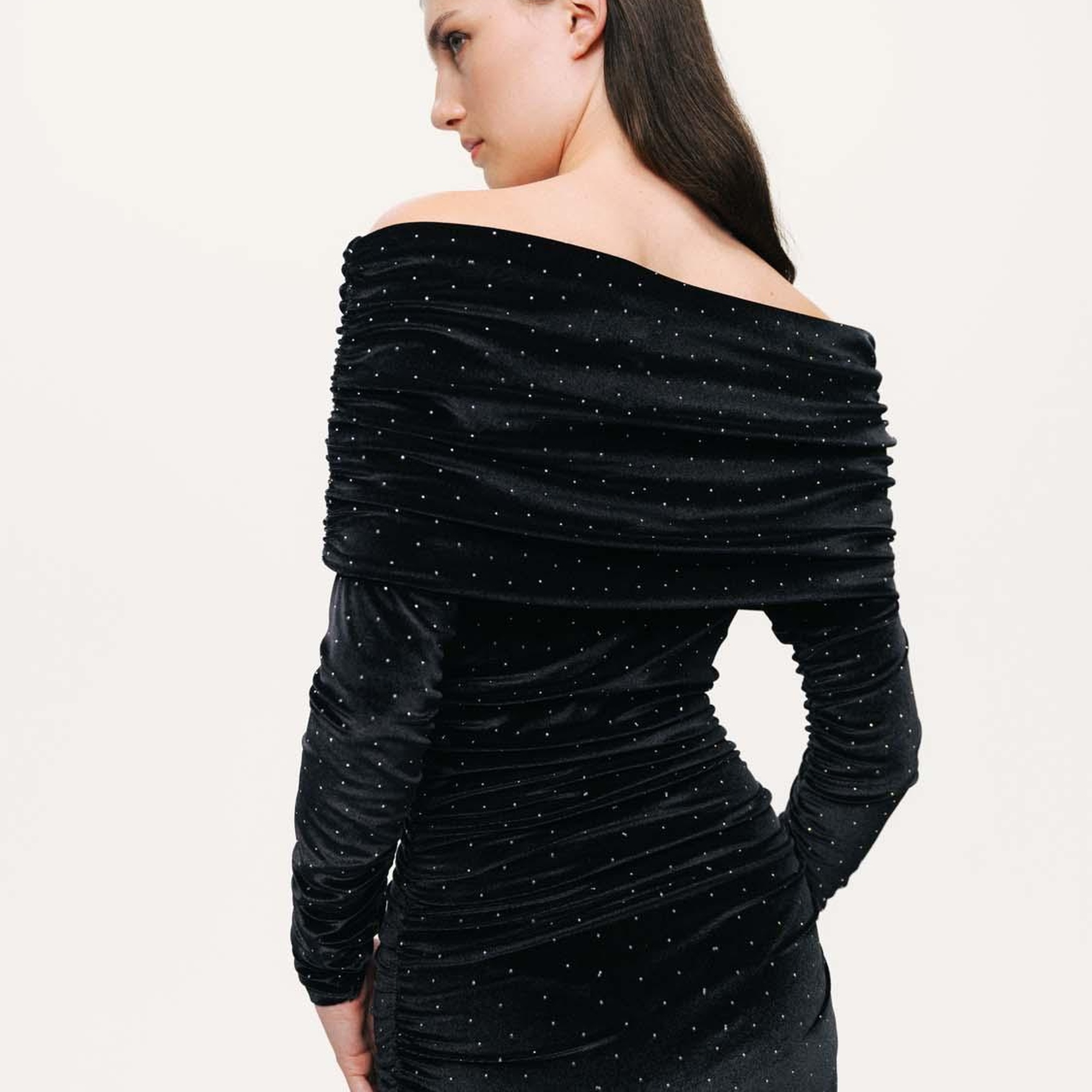 Katlı Düz Yaka Maxi Elbise