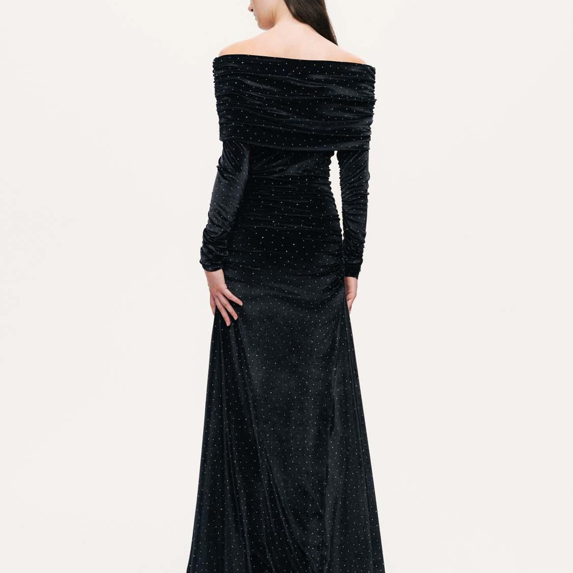 Katlı Düz Yaka Maxi Elbise