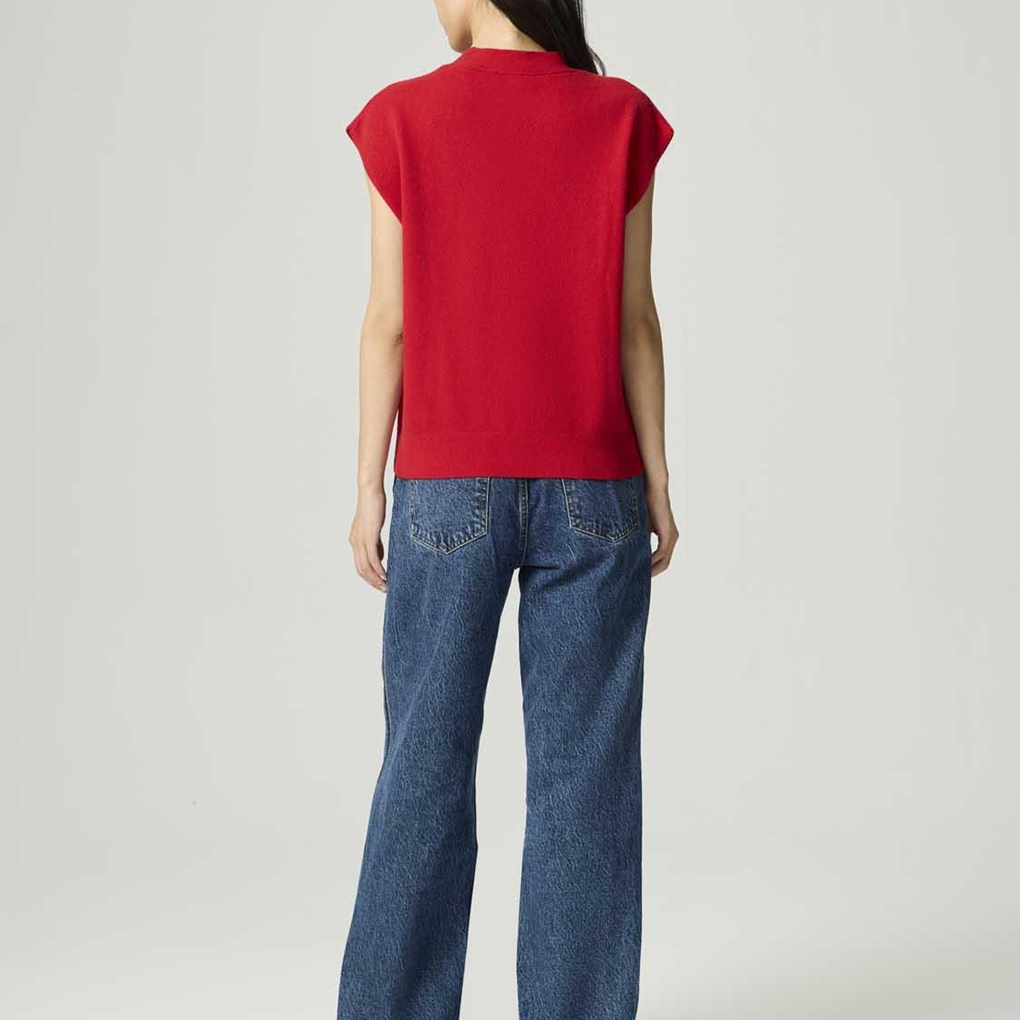 Düğme Aksesuarlı Triko Yelek