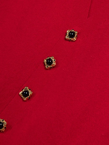  Düğme Aksesuarlı Triko Yelek