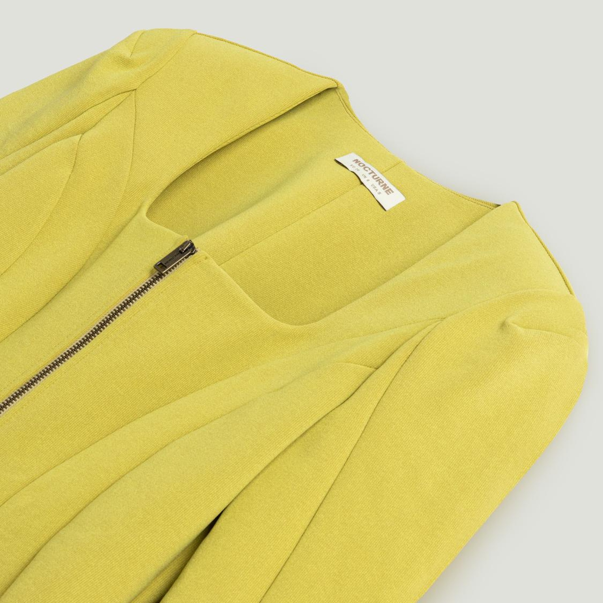 Fermuar Detaylı Vatkalı Bluz