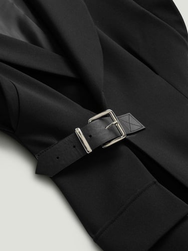  Kemer Detaylı Midi Elbise