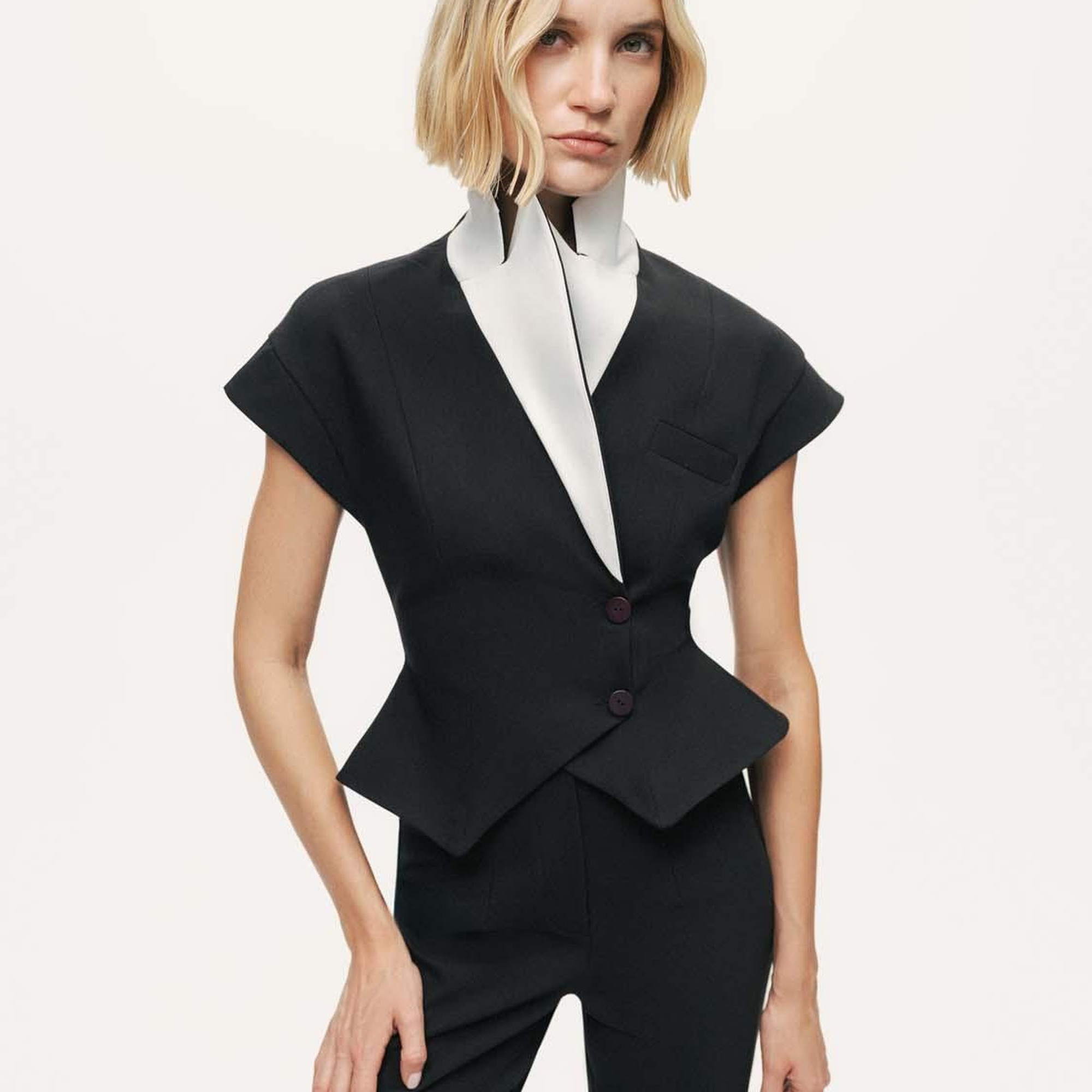Katlı Kruvaze Yaka Yelek