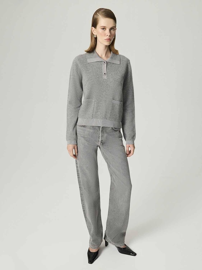  Düğme Aksesuarlı Triko