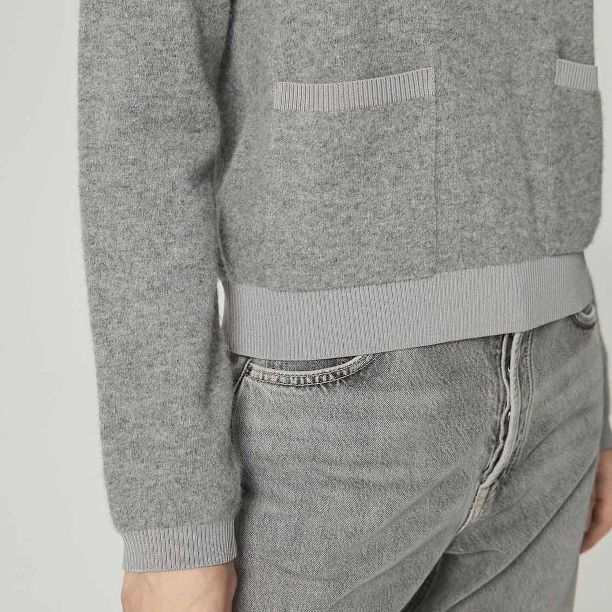 Düğme Aksesuarlı Triko