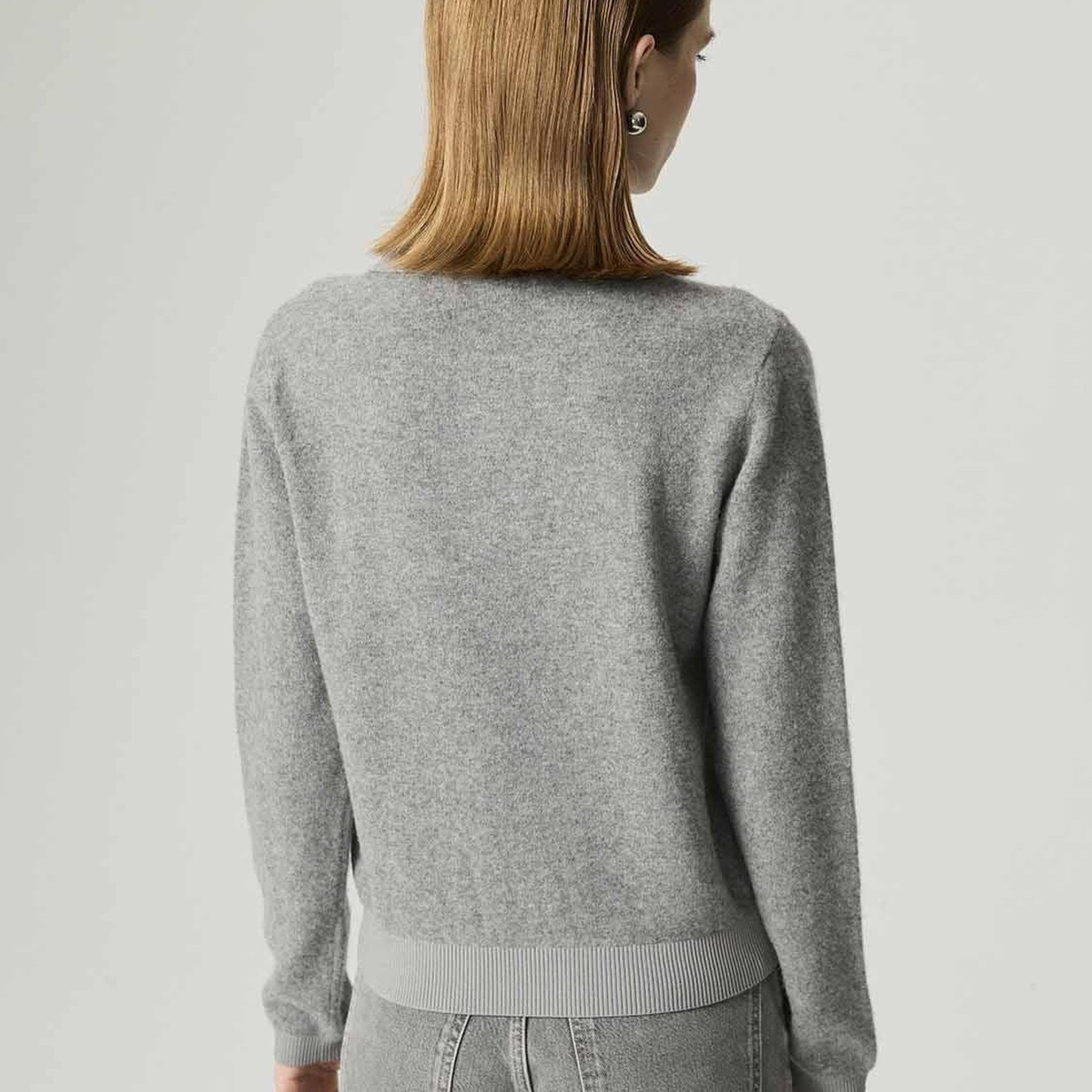 Düğme Aksesuarlı Triko