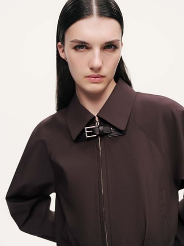  Kemer Detaylı Ceket