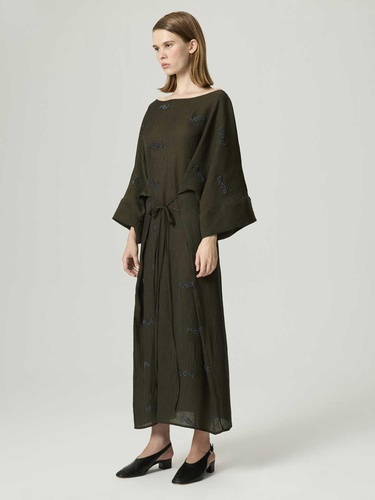  Boncuk Brodeli Midi Elbise