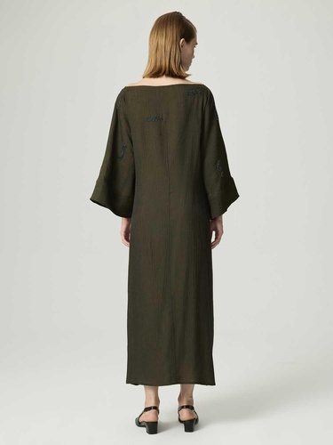  Boncuk Brodeli Midi Elbise