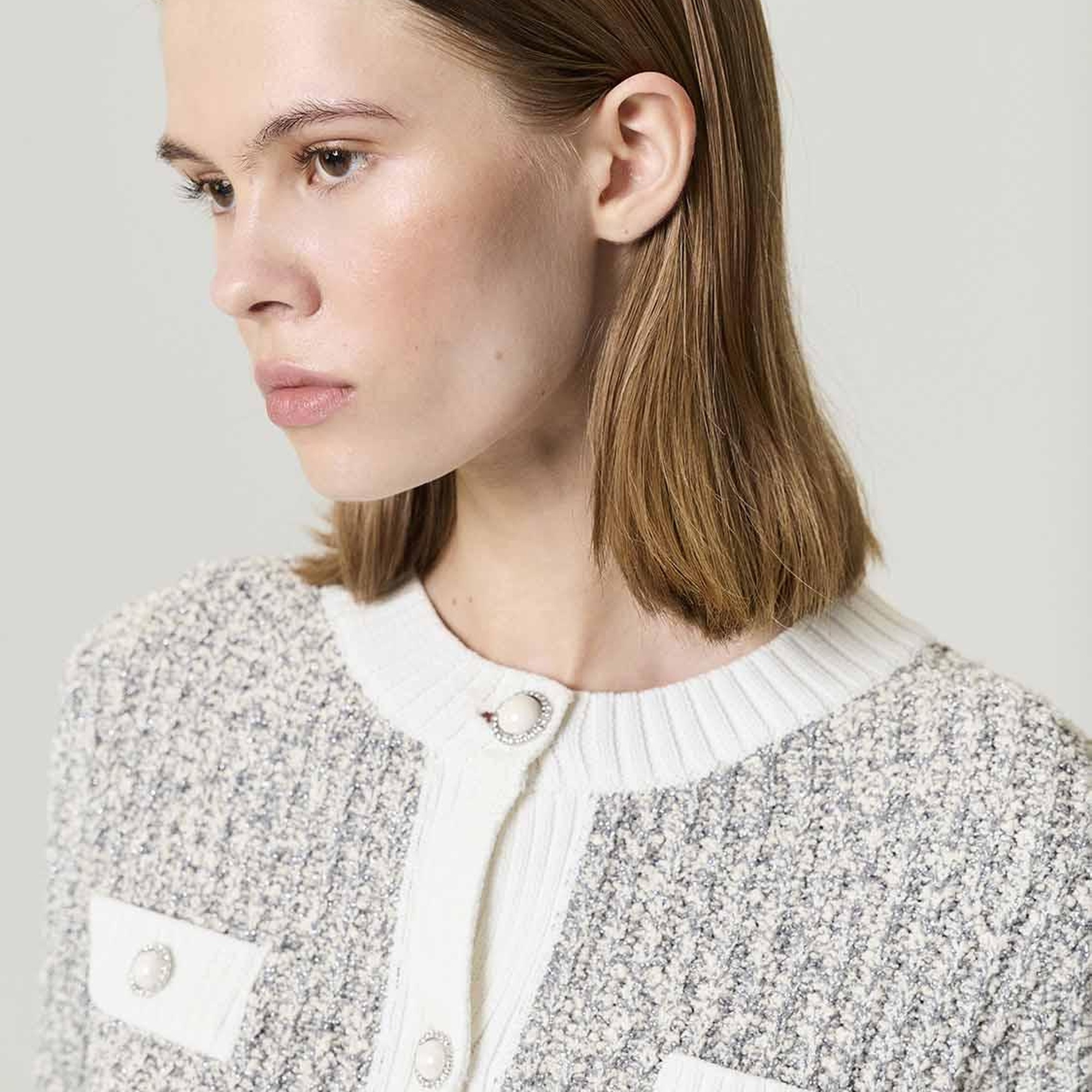 Düğme Aksesuarlı Triko