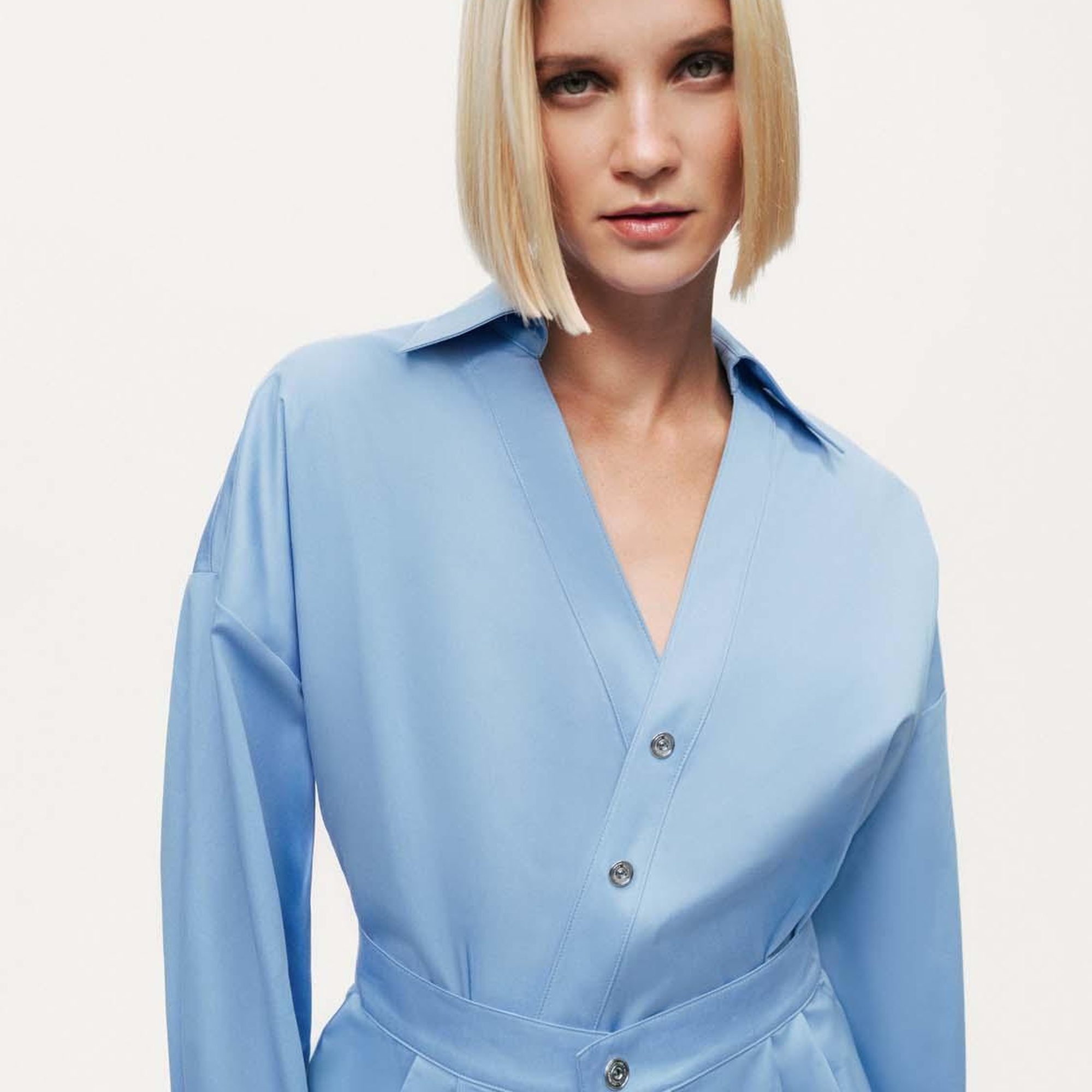 Bel Detaylı Poplin Gömlek