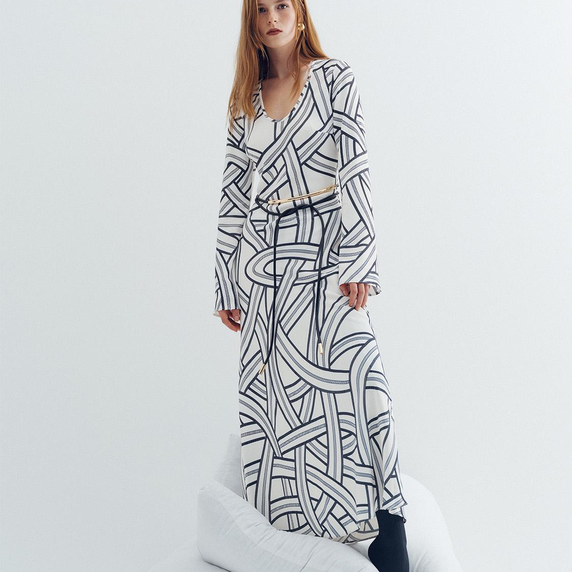 Monokrom Desenli Elbise