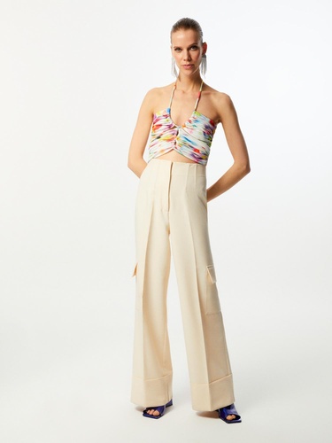  Dekolte Detaylı Desenli Crop Top