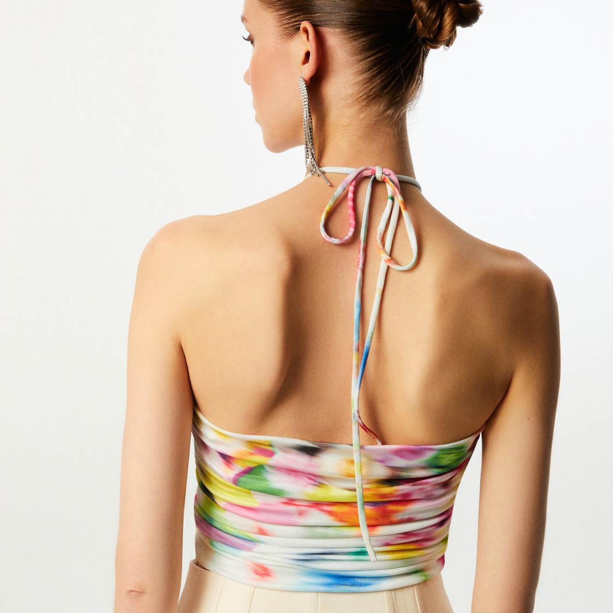 Dekolte Detaylı Desenli Crop Top