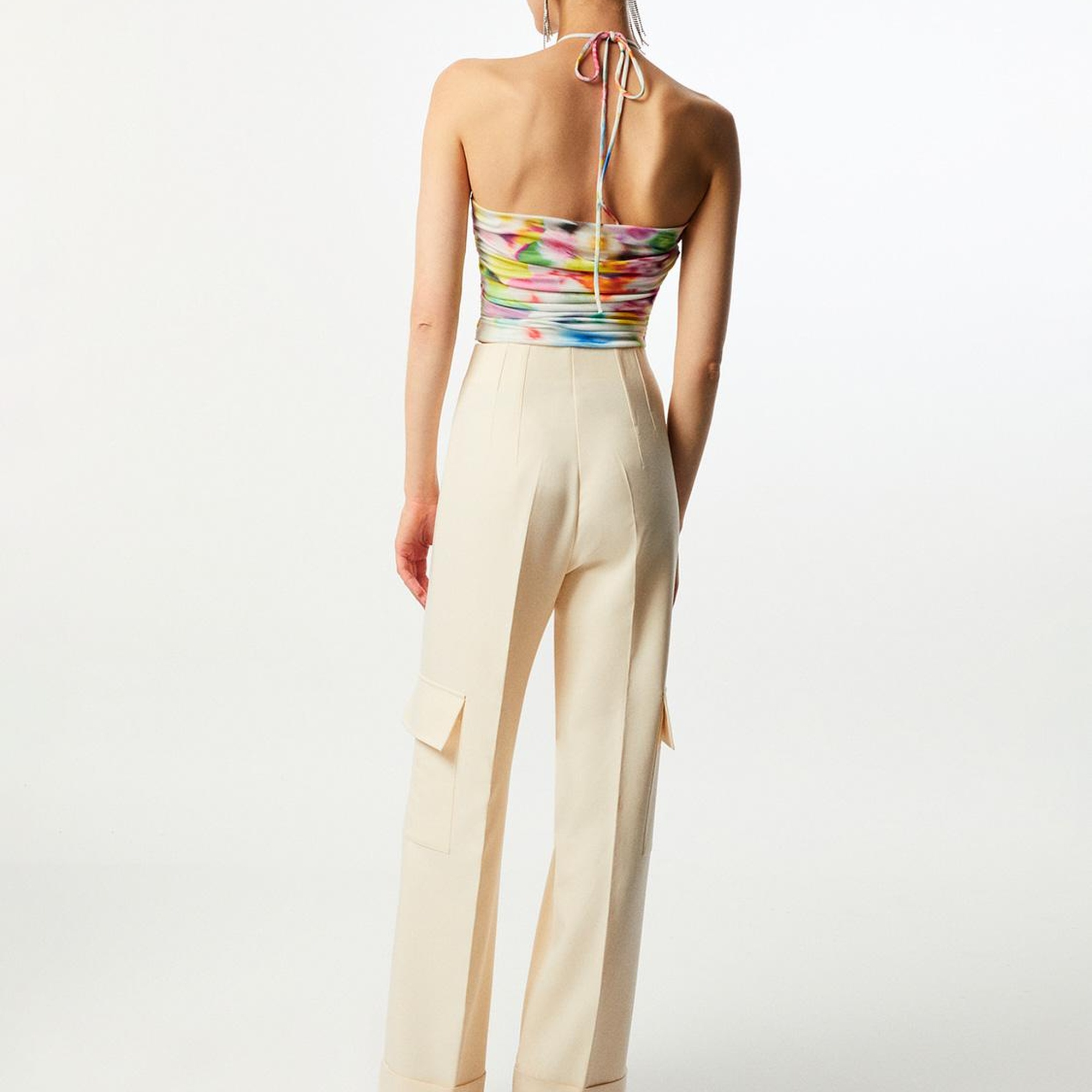 Dekolte Detaylı Desenli Crop Top