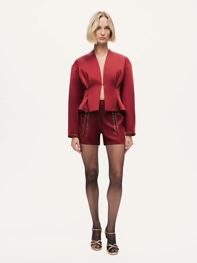  Kuş Gözü Detaylı Mini Şort