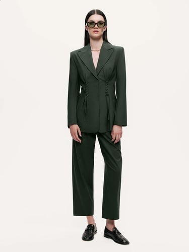  Kurdele Detaylı Vatkalı Ceket