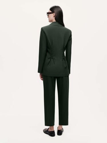  Kurdele Detaylı Vatkalı Ceket