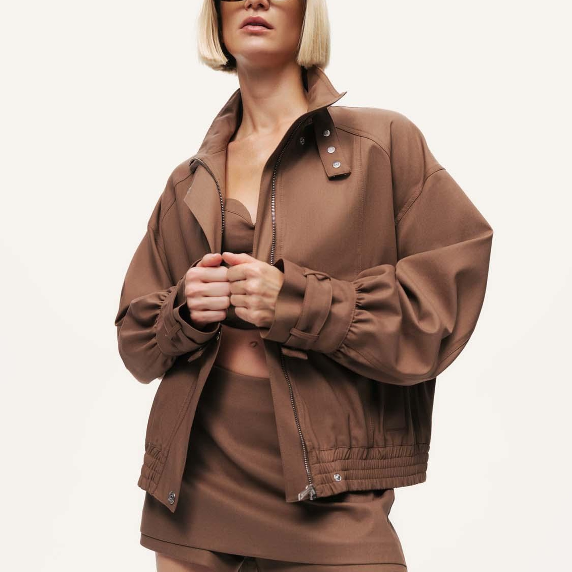 Kemerli Yüksek Yakalı Ceket