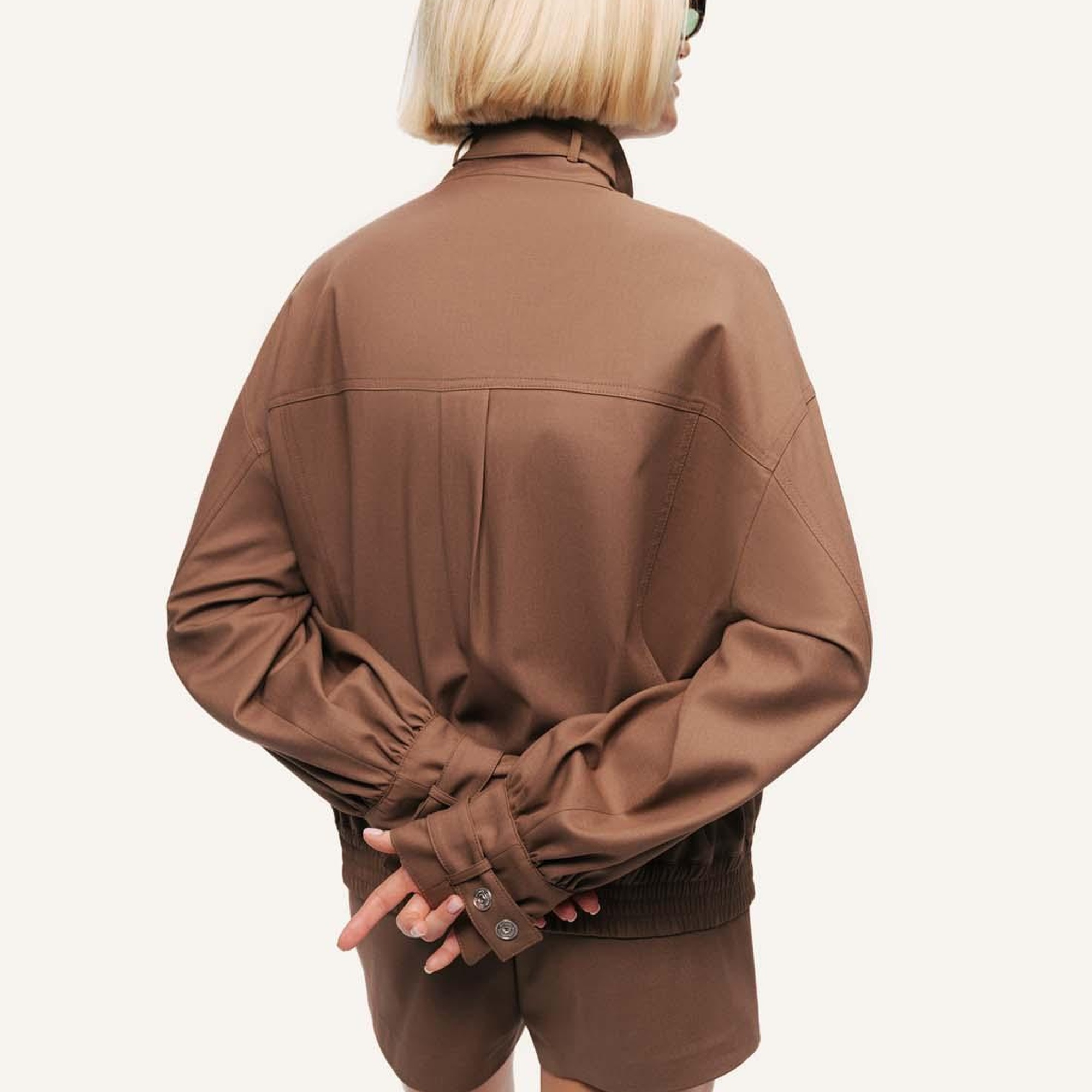 Kemerli Yüksek Yakalı Ceket