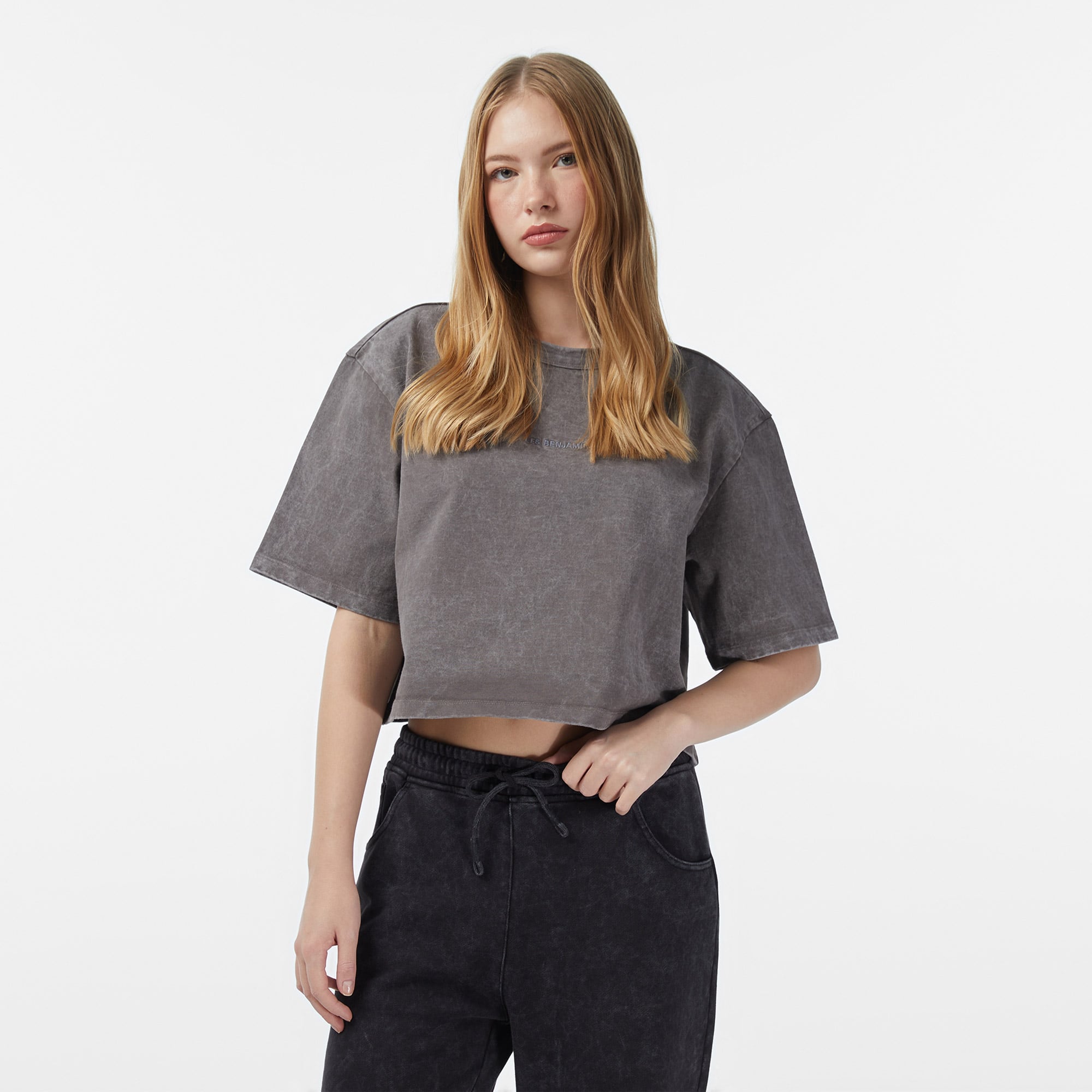  Les Benjamins Crop Oversize Fit Kadın Gri T-Shirt
