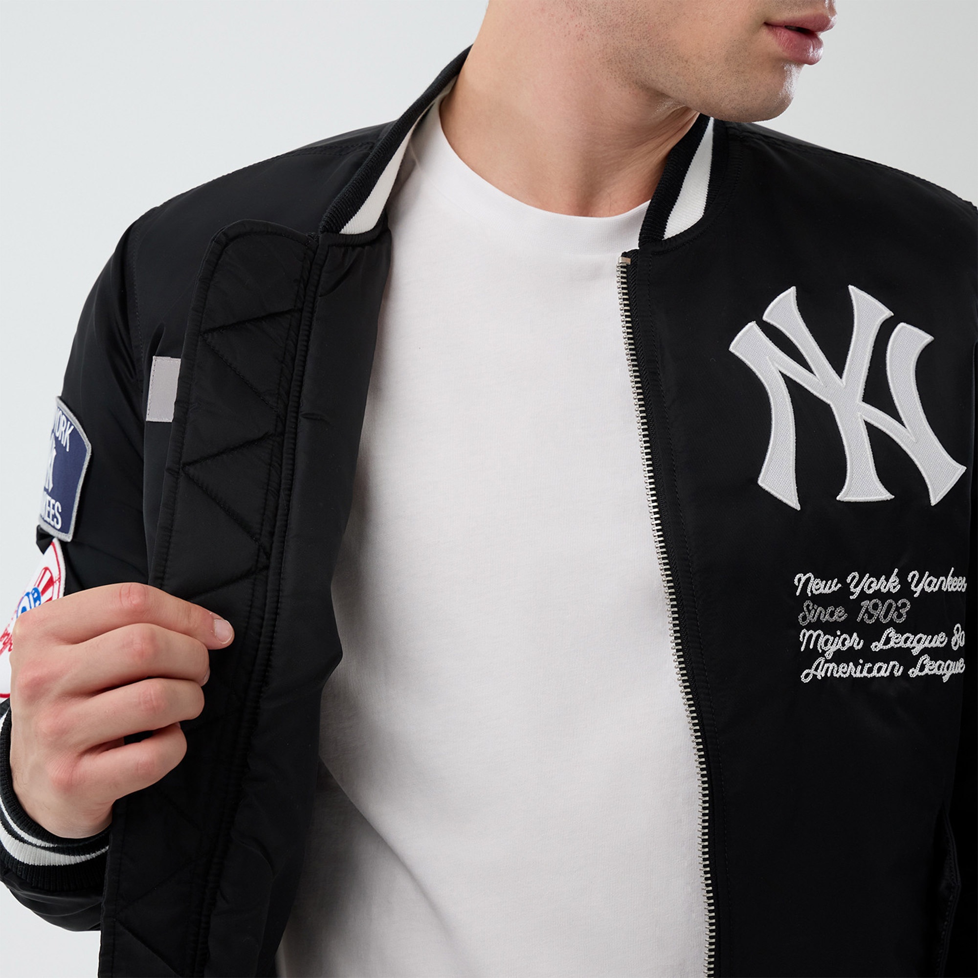 Alpha Industries x New Era New York Yankees MA-1 Bomber Erkek Siyah Mont