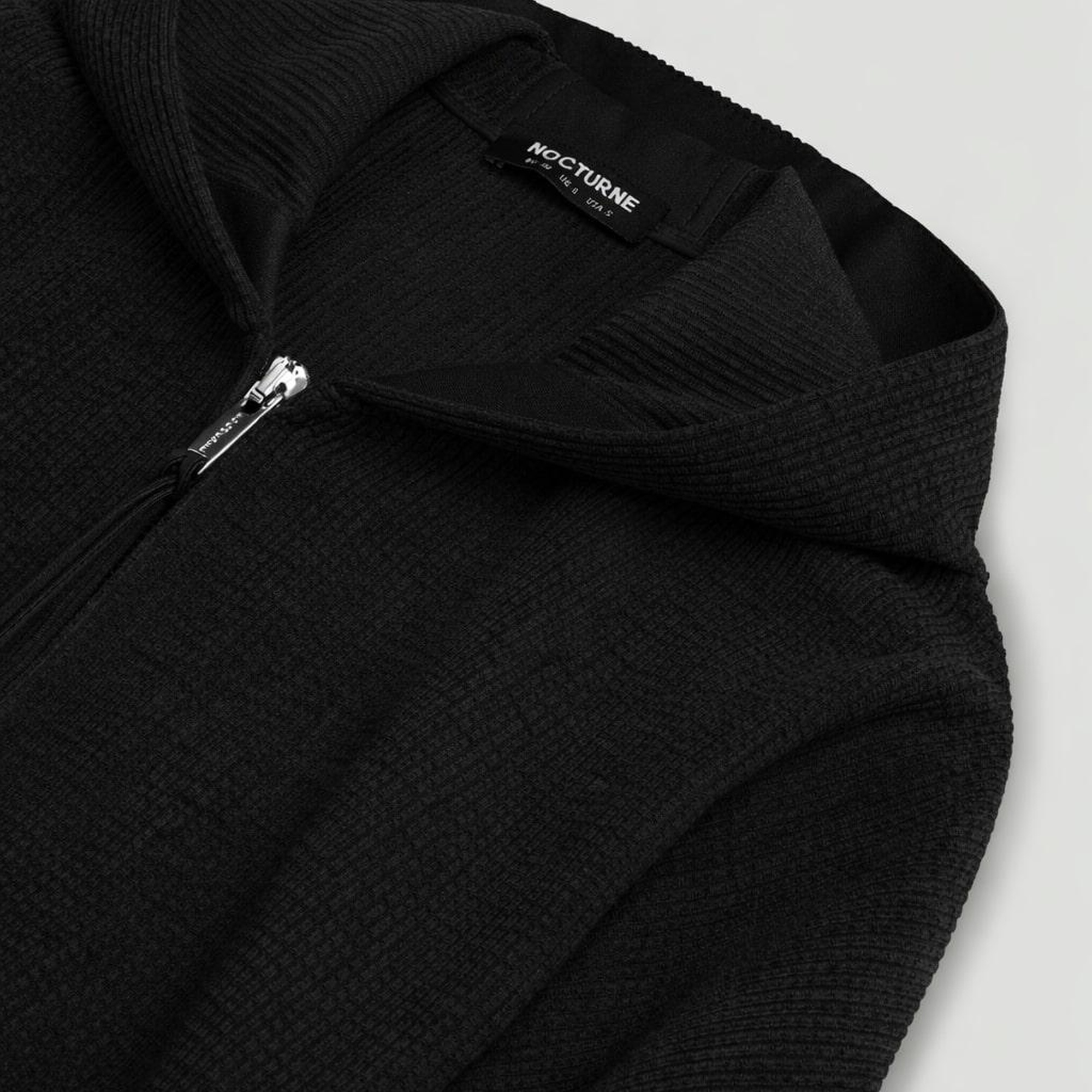 Dökümlü Kapüşonlu Ceket