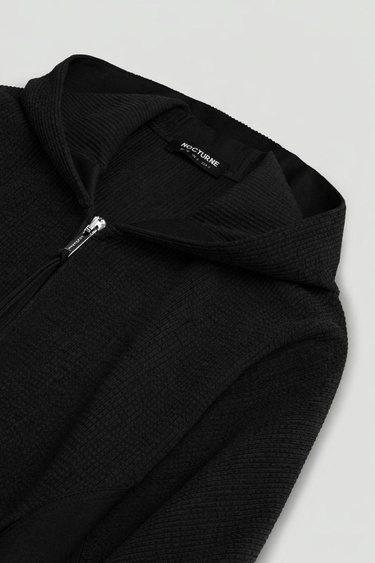  Dökümlü Kapüşonlu Ceket