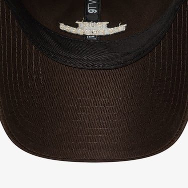  New Era Trust The Process Slogan 9Twenty Unisex Kahverengi Şapka