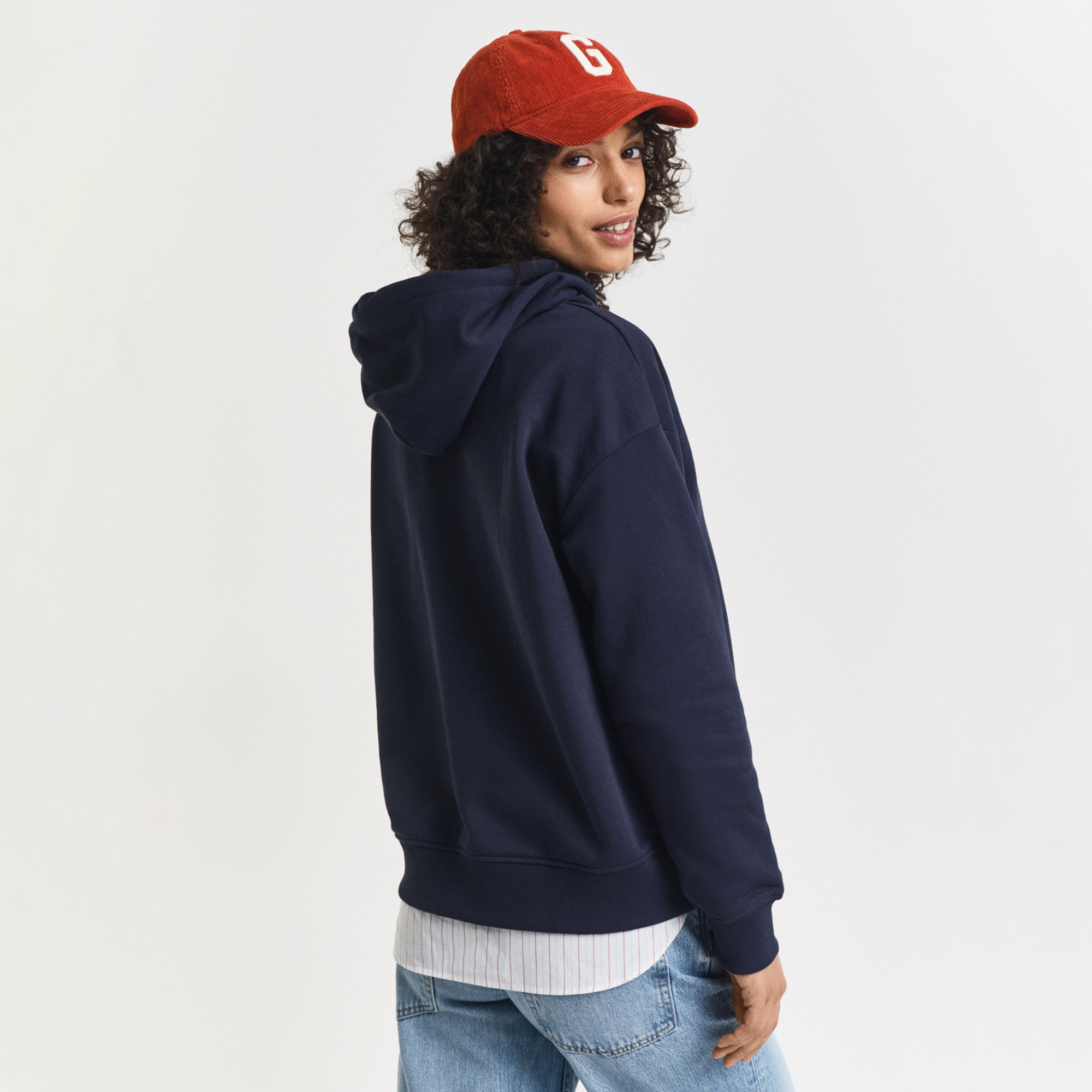 GANT Kadın Lacivert Relaxed Fit Kapüşonlu Sweatshirt