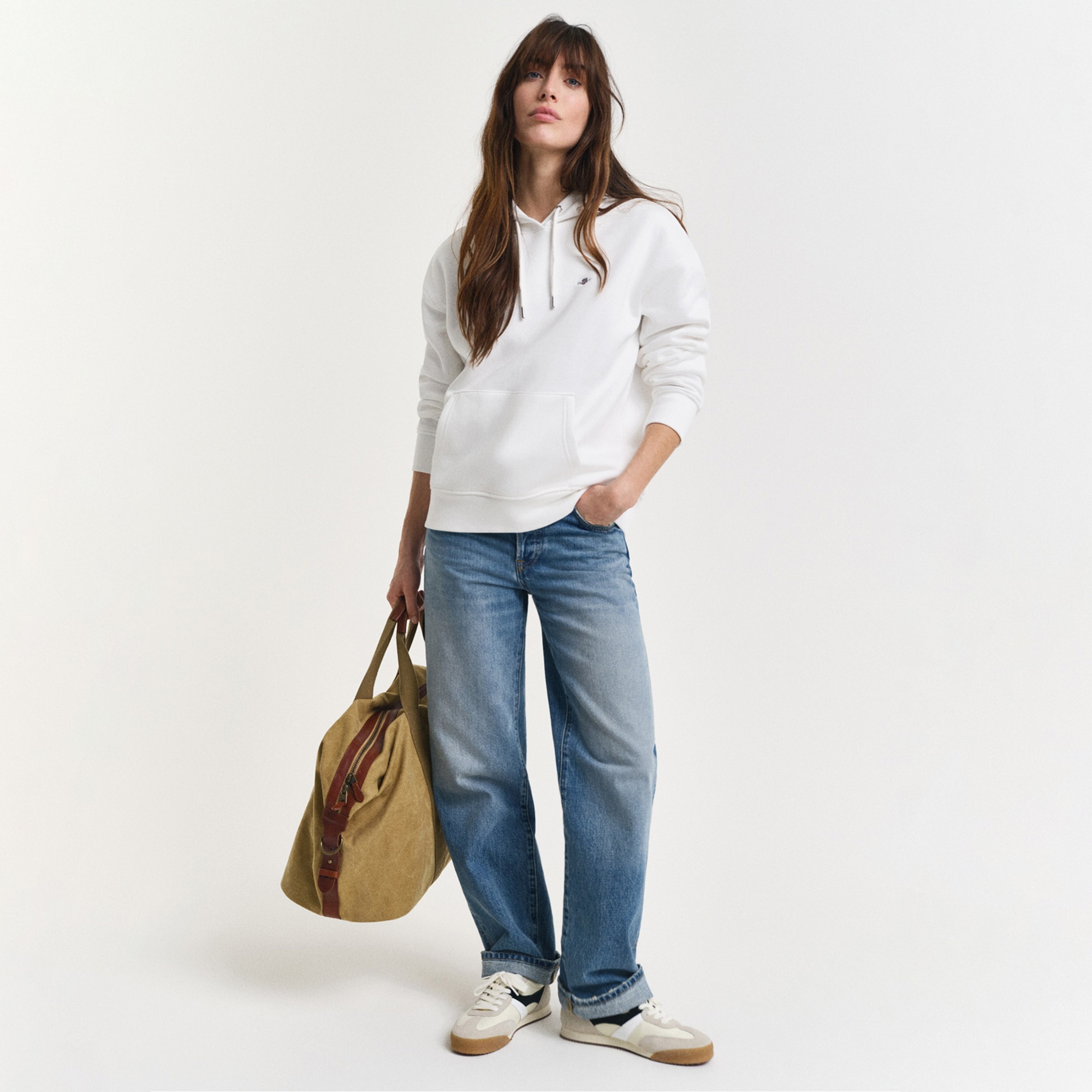 GANT Kadın Beyaz Relaxed Fit Kapüşonlu Sweatshirt